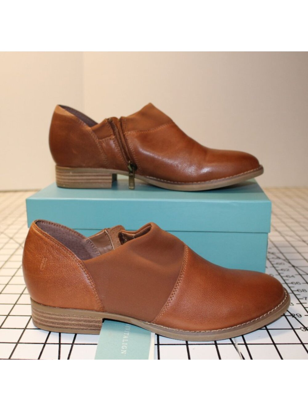 NIB Revitalign Bonita Leather Shoes 7.5 Whisky Brown Slip On Comfort Bootie Clog